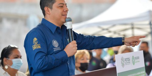 Entregará Gobernador concesiones de taxis