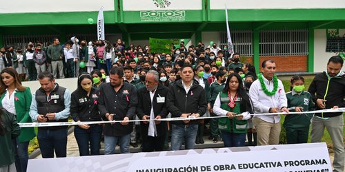 Gallardo Cardona entrega nuevas aulas y rehabilitación de Secundaria en Tancanhuitz