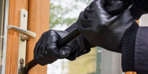 Roban oficinas de la URSE y unidad deportiva de la Prepa Río