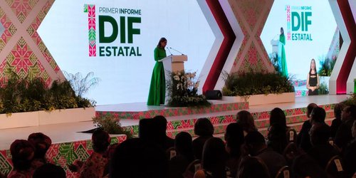 Ruth González rindió su Primer Informe al frente del DIF Estatal