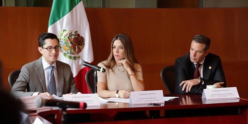 Ruth González refuerza agenda por connacionales con cónsules de EE.UU. y Canadá