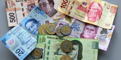 Nuevo salario mínimo de 141.7 pesos entra en vigor desde el viernes