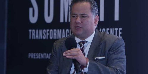 Diputado 'destapa' a Santiago Nieto para el gobierno de Querétaro