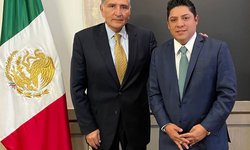 Se reunió Ricardo Gallardo con el secretario de Gobernación Adán López Hernández