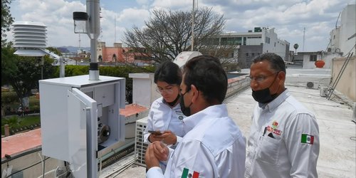 Instalan equipo de monitoreo para medir calidad del aire en Rioverde