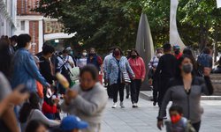 Al menos 5 estados retroceden en semáforo COVID ante tercera ola en México; Salud no presenta mapa nacional
