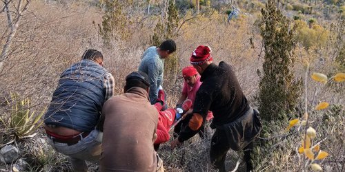 Empresario lesionado al practicar senderismo, a más de mil metros de altura