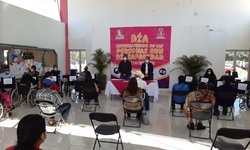 DIF de CDFDZ entregó 40 sillas de ruedas y otros apoyos funcionales