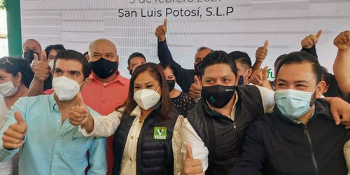 Encabeza Sonia Mendoza desbandada panista al Partido Verde