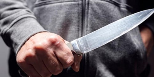 Sujeto es detenido con arma blanca