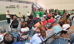 Entrega Gobierno Estatal tinacos a familias potosinas