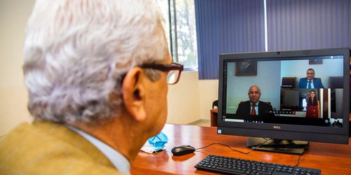 Facultad de Derecho titula a su primera profesionista de manera virtual