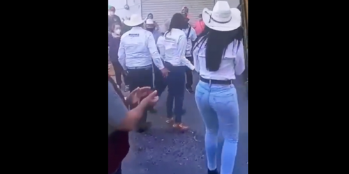 Acusan a David Monreal, de Morena, de tocamiento a compañera; dice que es mentira y ella lo defiende