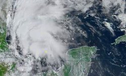 Tormenta tropical 'Nicholas' afecta a 21 municipios en Veracruz