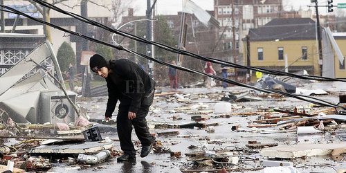 Tornado en Nashville deja al menos 22 personas muertas