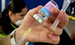 Concluir vacunación contra la Influenza para que no se combine con COVID