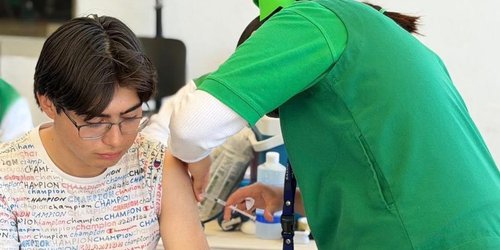 Secretaría de Salud refuerza vacunación contra el sarampión en el altiplano potosino