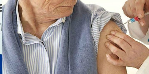 Llevarán vacuna Covid a domicilio de adultos mayores que no puedan desplazarse