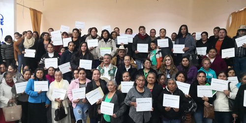 Reconocen trabajo de 110 voluntarias del IMSS