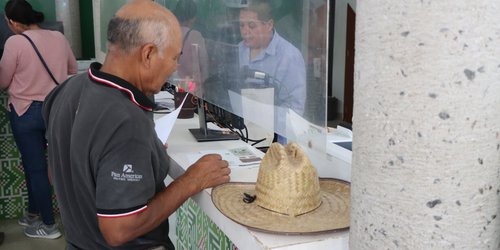 Mantiene Sefin abiertos sus módulos durante vacaciones