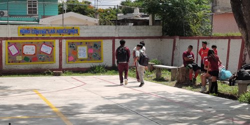Matrícula escolar se mantiene estable en secundarias técnicas de Cda Fdz pese a baja poblacional