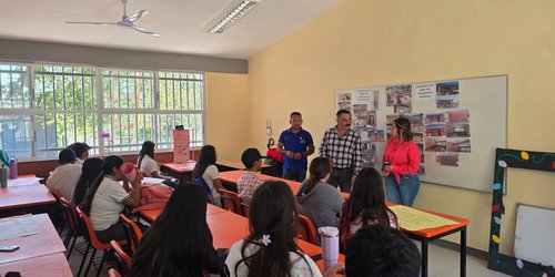 Estrenan instalaciones del Telebachillerato Comunitario en Santa Catarina