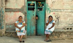 El 65% de los hijos de hablantes de maya en Yucatán ya no aprenden la lengua.