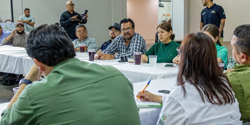 Alcalde de Ciudad Fernández busca obras, apoyo a escuelas de El Refugio y ampliación de rutas del MetroRed