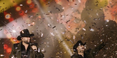 Laberinto y Herederos de Nuevo León ponen a bailar el Foro de FENAPO