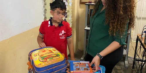 Padres de familia respaldan “Operación Mochila” en primaria Zenón Fernández