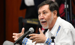 Fernández Noroña no aprende, vuelve a ‘atacar’ a Grecia Quiroz y la llama fascista.