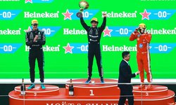 Mercedes domina, Max está furioso, ‘Checo’ se disculpa: ¿Cómo va el Mundial de la F1 tras el GP de China 2026?