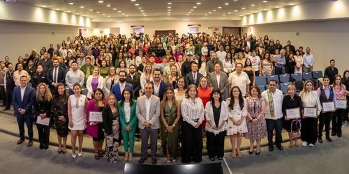 Estado reconoce a mujeres potosinas en Mujer Ejemplar 2026