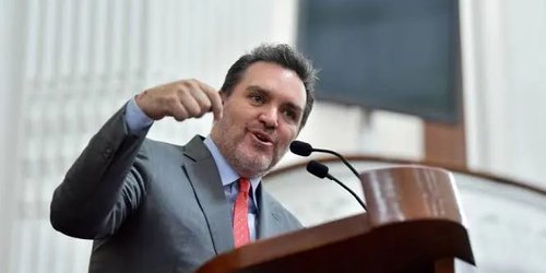 PAN va por mejora salarial para profesionales de la diplomacia exterior