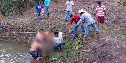 Mueren ahogados padre e hijo en un estanque de Tamasopo.