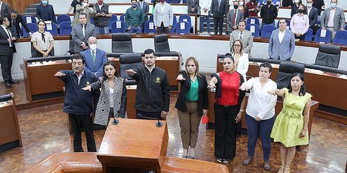 Buscan bajar consumo de papel y discos compactos en el Congreso