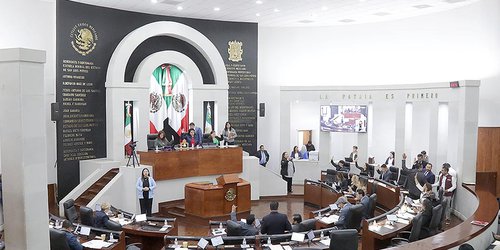 Congreso de SLP aprueba salario mínimo de 14 mil pesos para policías municipales