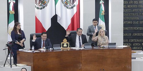 Congreso recibe el Quinto Informe de Gobierno