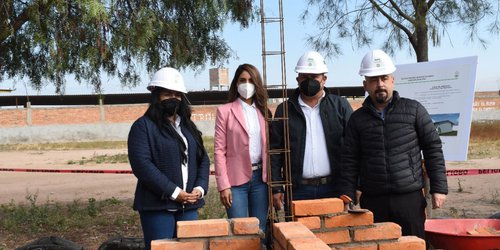 Arranca gobierno la construcción de escuela en Villa de Arriaga