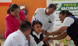 Inició en Ciudad Fernández la campaña de Vacunación contra el Papiloma Humano