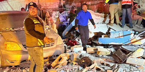 Explosión por fuga de gas colapsa vivienda en La Constancia; un lesionado