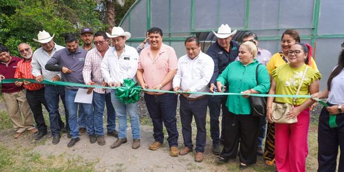 Inauguran segunda unidad de acuaponía en el CBTA 120 de Rioverde