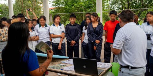 Realizan Feria de la Salud en la Telesecundaria José López Portillo de la colonia 20 de Noviembre