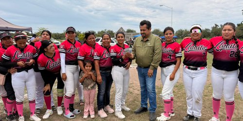 Llanitos se corona campeón en la gran final de sóftbol femenil en Ciudad Fernández