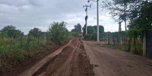 Mejoran vialidad en la comunidad de Cruz del Mezquite