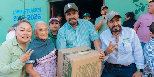 Entregan más de 12 mil despensas casa por casa en Ciudad Fernández