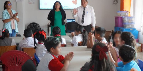 Llevan orientación sobre salud mental a 477 estudiantes de la colonia Satélite