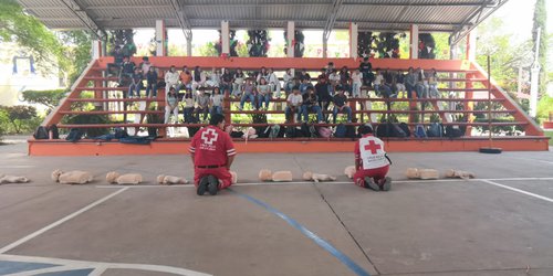Estudiantes de la Preparatoria Rioverde reciben capacitación en primeros auxilios