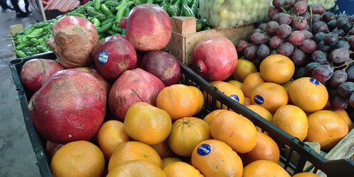 Mandarina peruana alcanza los 90 pesos por kilo en Rioverde por escasez regional