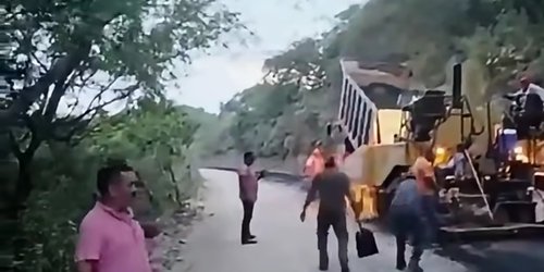 Ocho comunidades de Santa Catarina se beneficiarán con la rehabilitación del camino de La Cercada a Calabazas